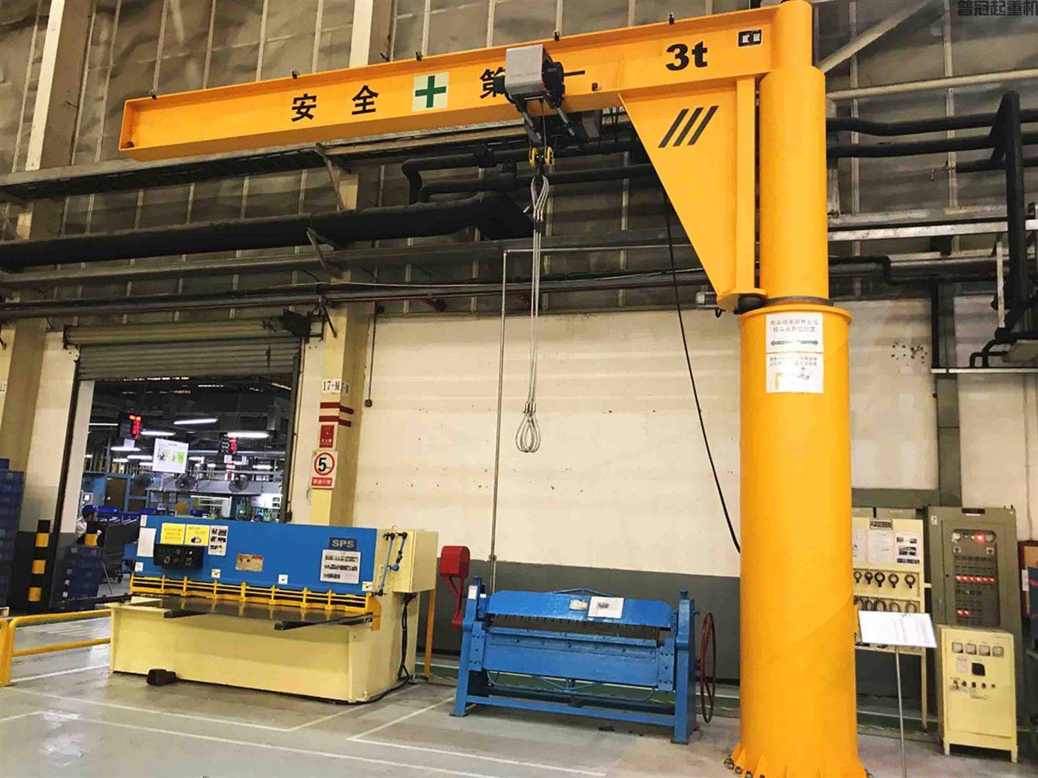 电动款立柱式悬臂起重机.jpg