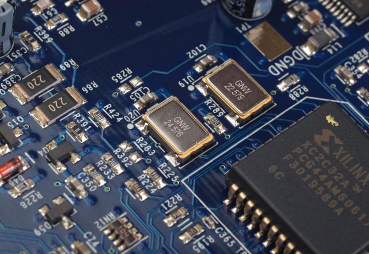 数字电路中CPU与晶振的关系及工作原理 数字电路中CPU与晶振的关系及工作原理